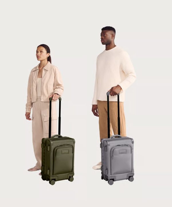 SEATTLE CARRY-ON LUGGAGE-Smaller - 20.5"