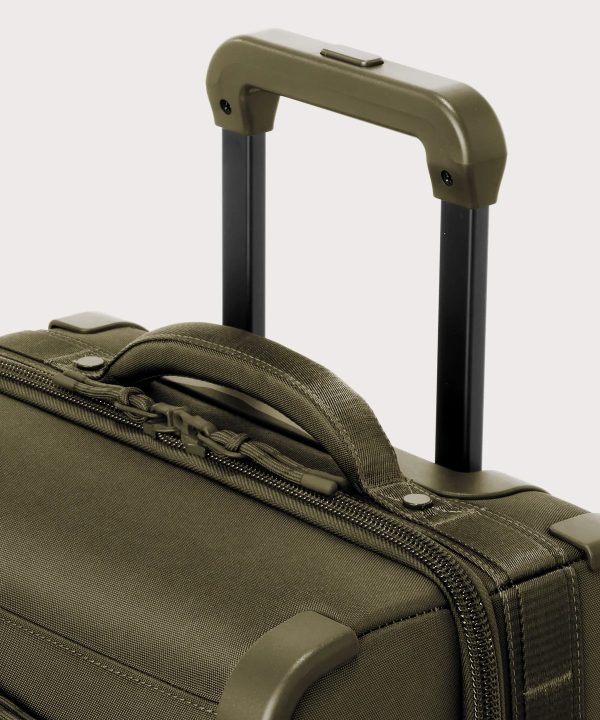 SEATTLE CARRY-ON LUGGAGE - Larger - 23.5"