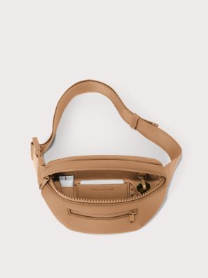 dagne-2025-365_Ace_Neoprene_Camel_Topdown-2048×2048-5aaa0def-f097-4c62-801d-1c99793c5ae6.jpg